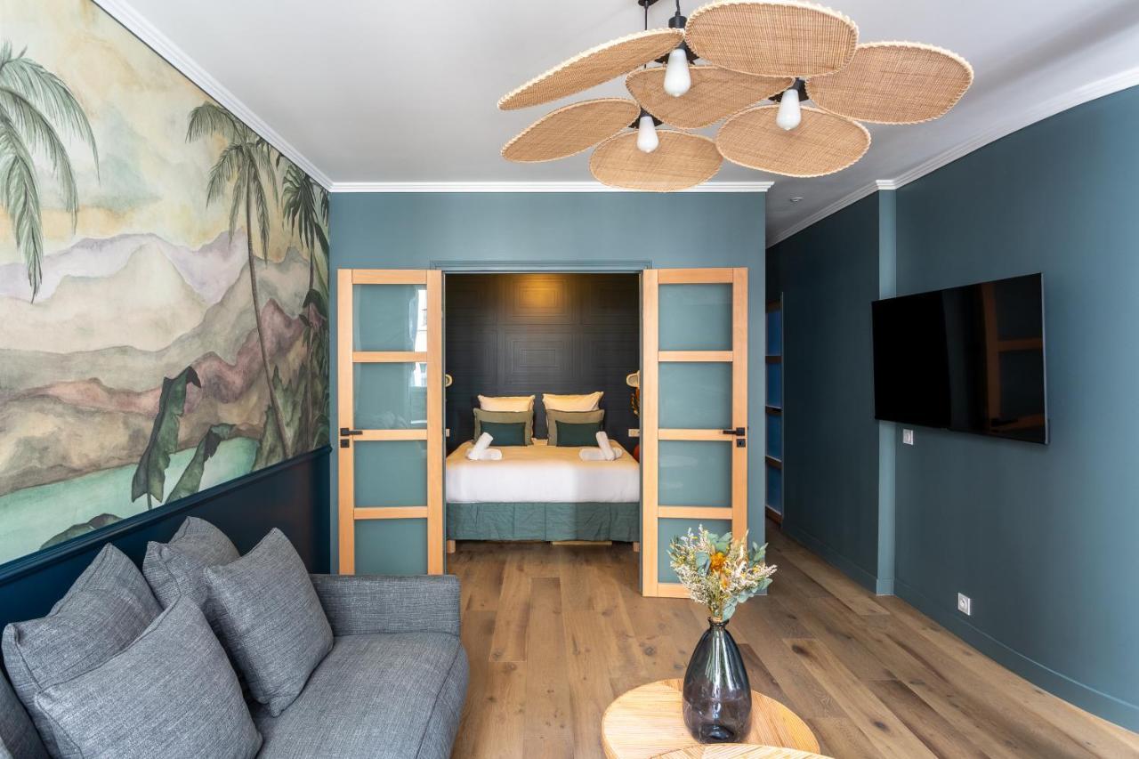 The Blue Nature Suite Downtown Montmartre Paris Exterior photo