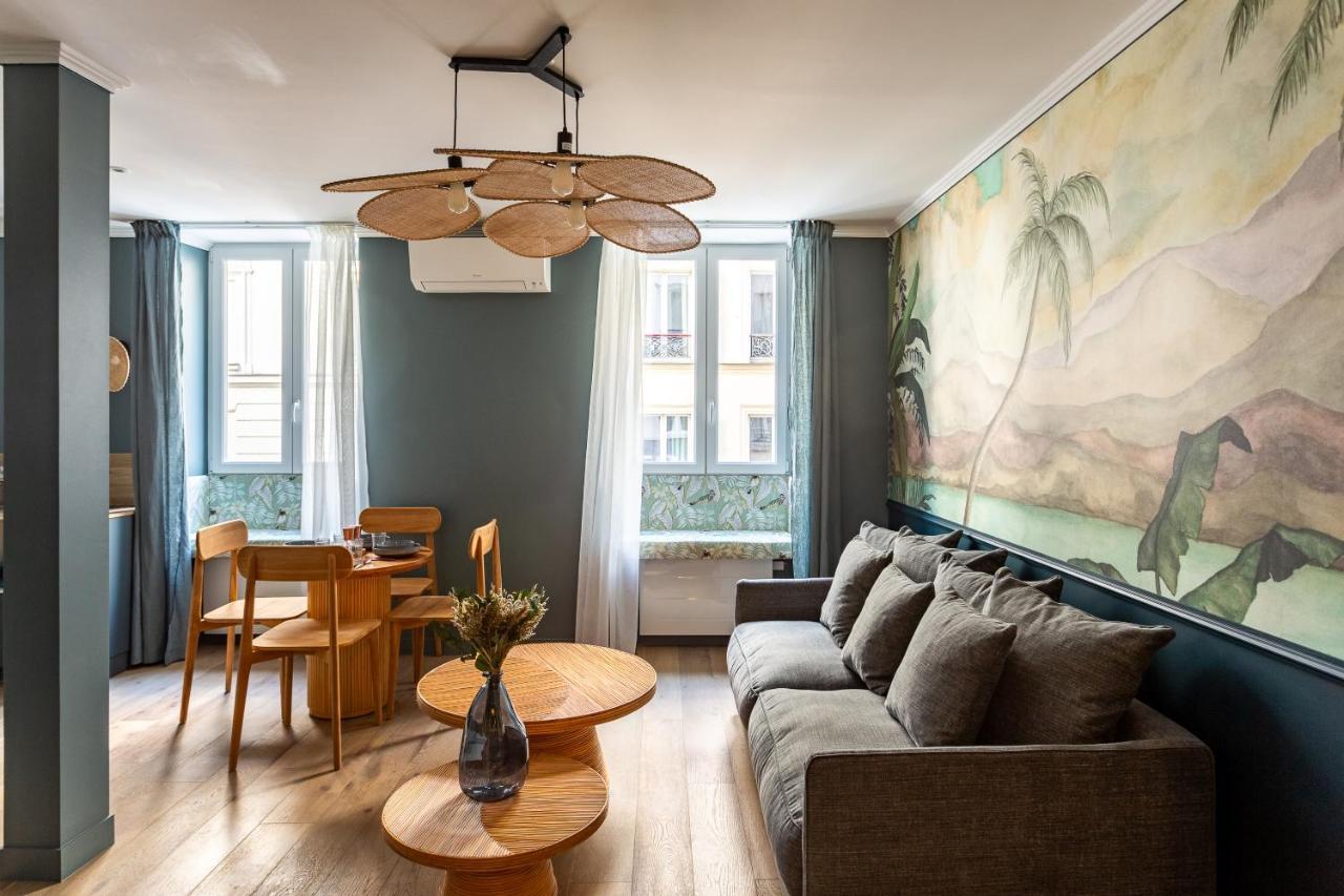 The Blue Nature Suite Downtown Montmartre Paris Exterior photo