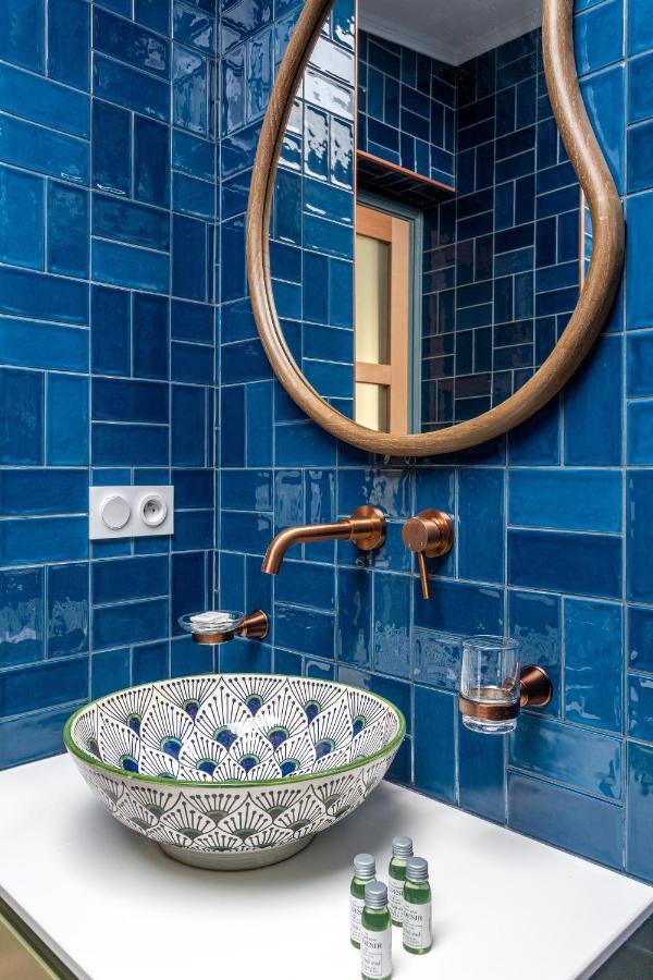 The Blue Nature Suite Downtown Montmartre Paris Exterior photo